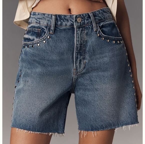 Reformation Raye Mid Rise Relaxed Jean Shorts In Chesapeake Studded - Picture 1 of 8
